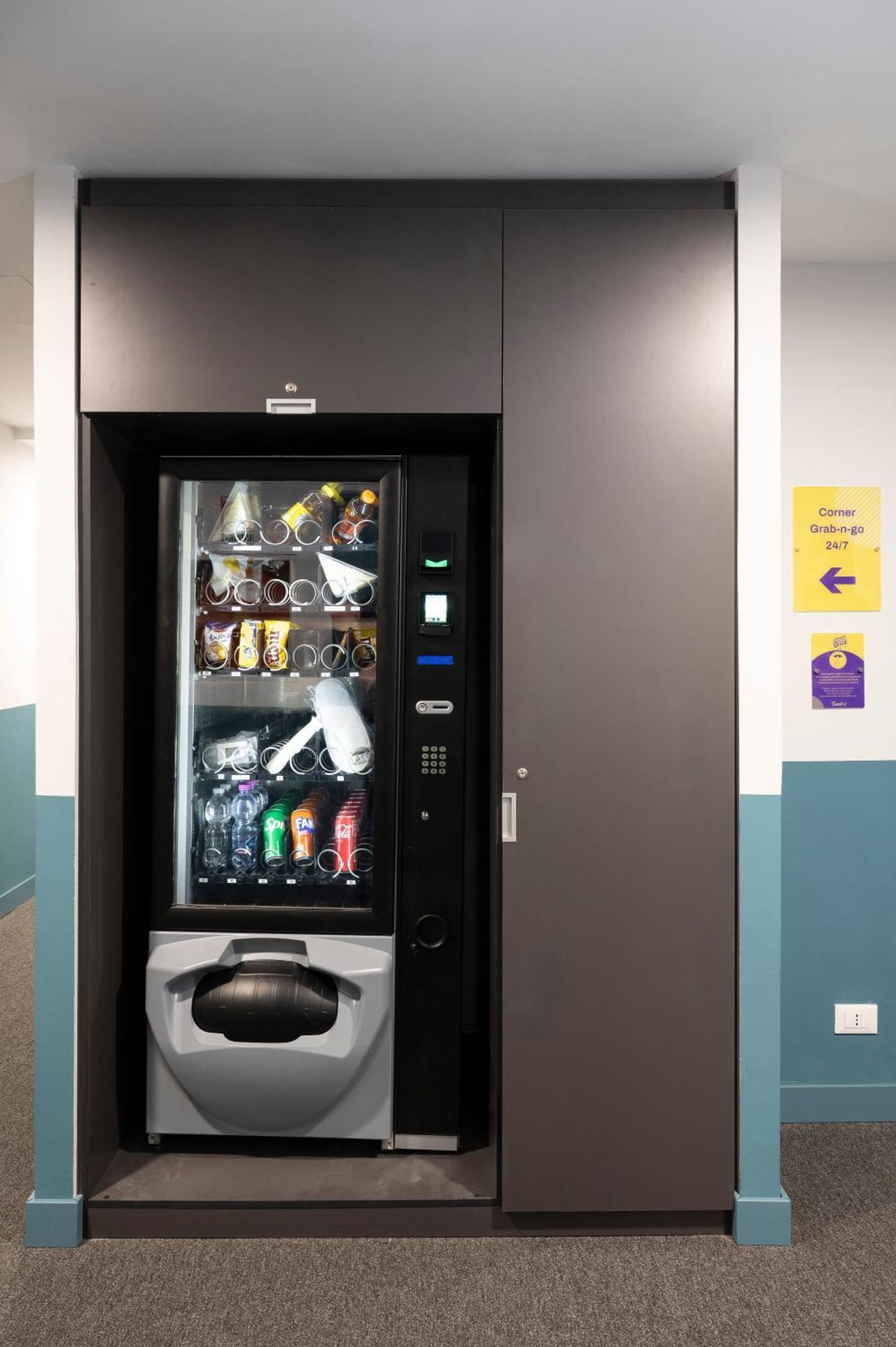 Rome Ciampino Smart Hotel Екстер'єр фото